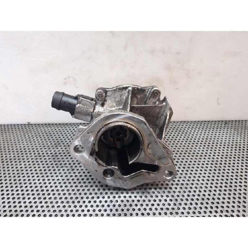 Recambio de depresor freno / bomba vacio para renault megane ii classic berlina confort expression referencia OEM IAM 8200399569