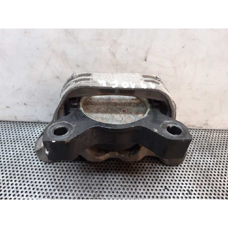 Recambio de soporte motor derecho para ford focus berlina (cak) ambiente referencia OEM IAM   