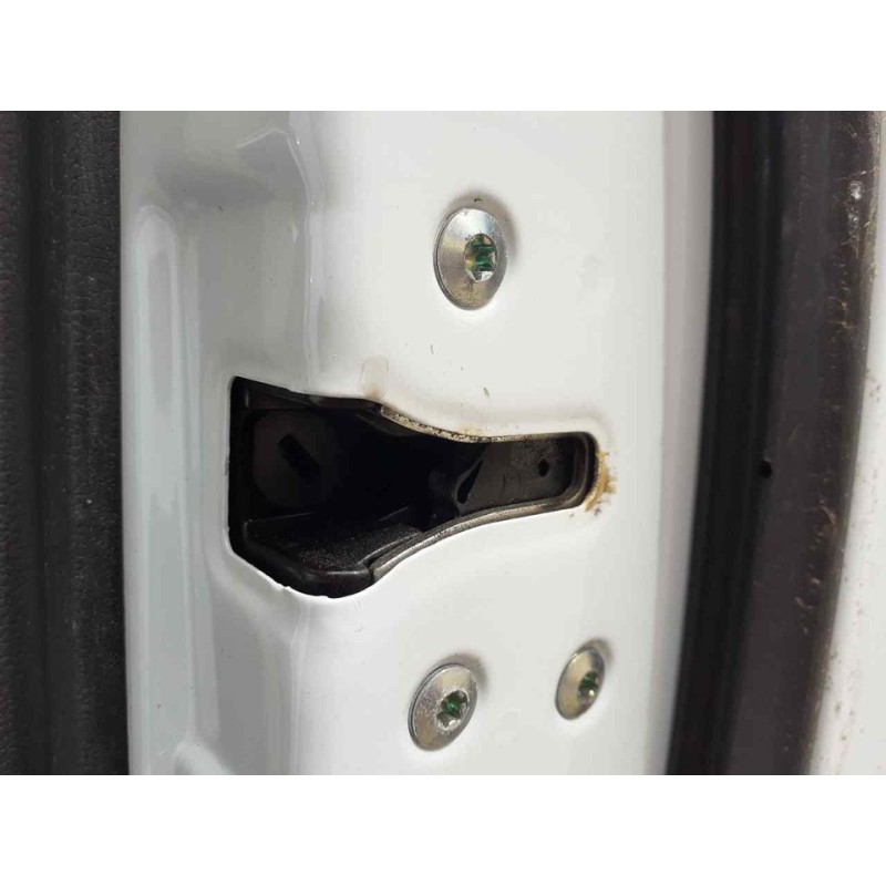 Recambio de cerradura puerta trasera derecha para kia cee´d business referencia OEM IAM   