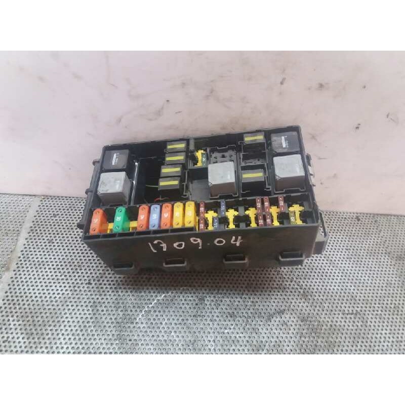 Recambio de caja reles / fusibles para ford transit connect (tc7) 1.8 tdci cat referencia OEM IAM TTPH4S82302  