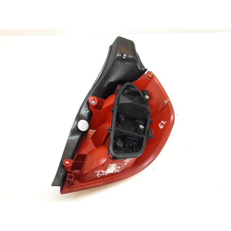 Recambio de piloto trasero izquierdo para renault clio iii confort dynamique referencia OEM IAM 2