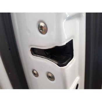 CERRADURA PUERTA TRASERA IZQUIERDA 