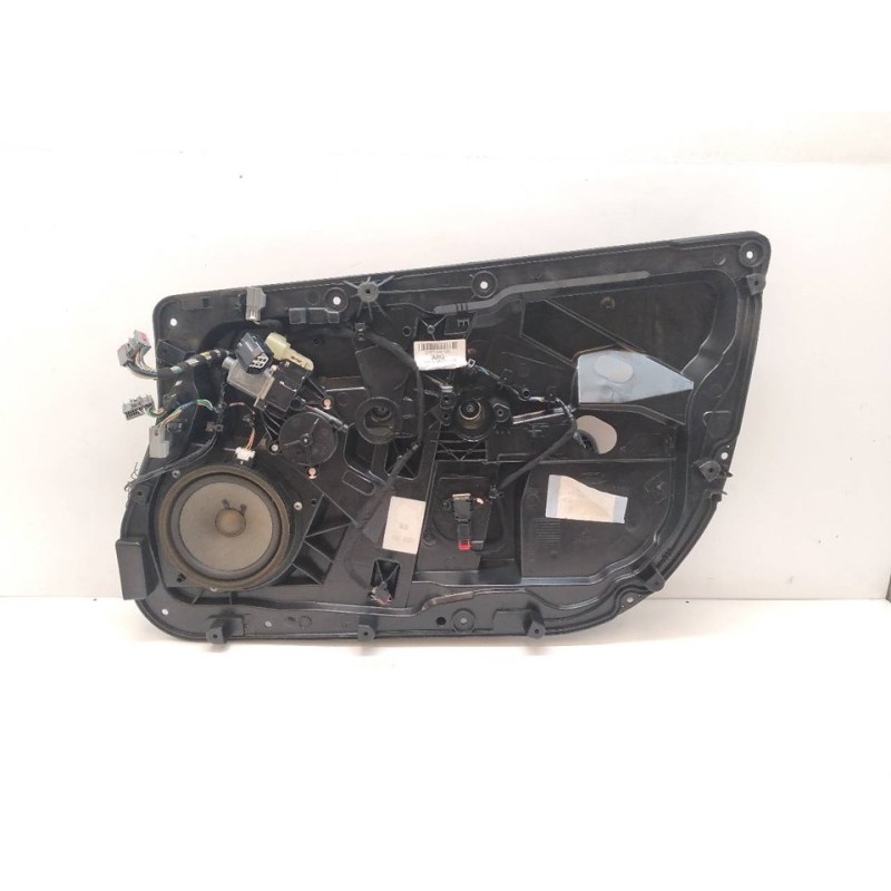 Recambio de elevalunas delantero derecho para ford fiesta (ccn) trend referencia OEM IAM 8A6114553B  