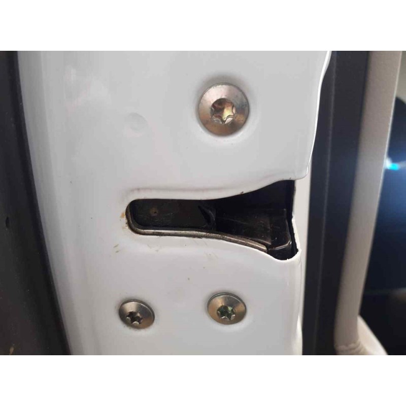 Recambio de cerradura puerta trasera izquierda para kia cee'd business referencia OEM IAM - Blanco 2