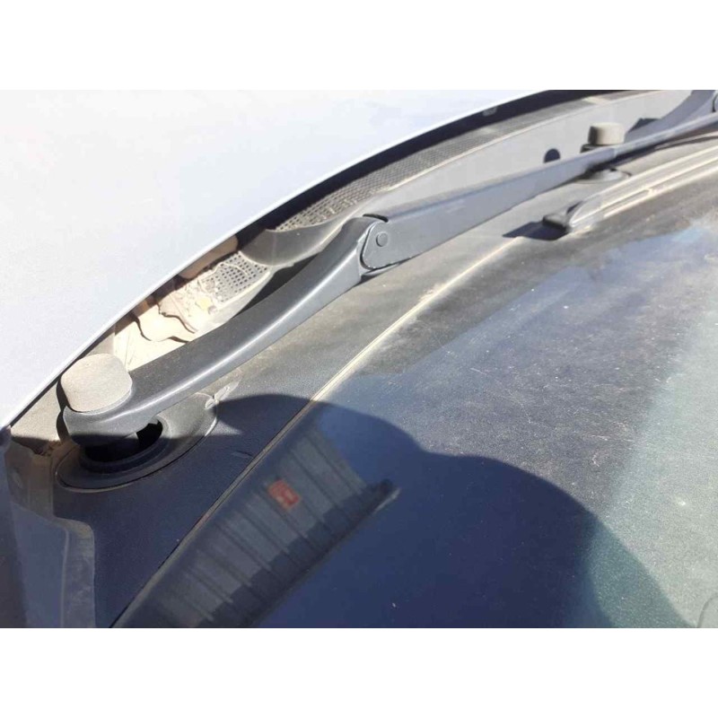 Recambio de brazo limpia delantero izquierdo para ford fiesta (ce1) trend referencia OEM IAM   