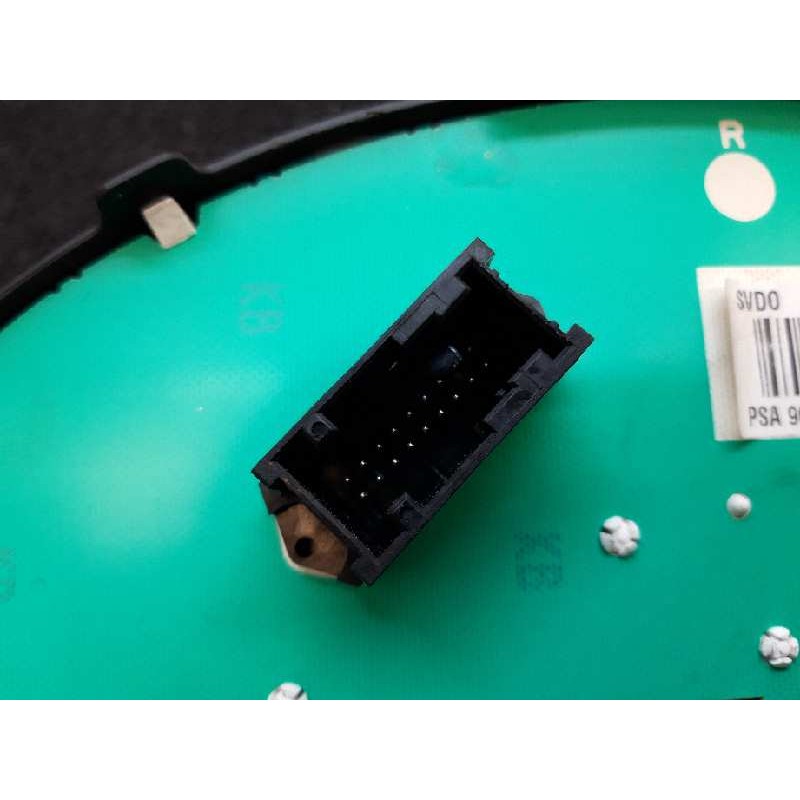 Recambio de cuadro instrumentos para peugeot 1007 dolce referencia OEM IAM 9658241780 A2C53106799 VDO 2