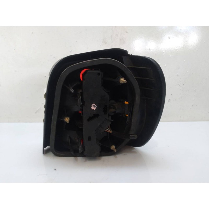 Recambio de piloto trasero izquierdo para volkswagen polo berlina (6n1) 1.4 referencia OEM IAM - Azul 2