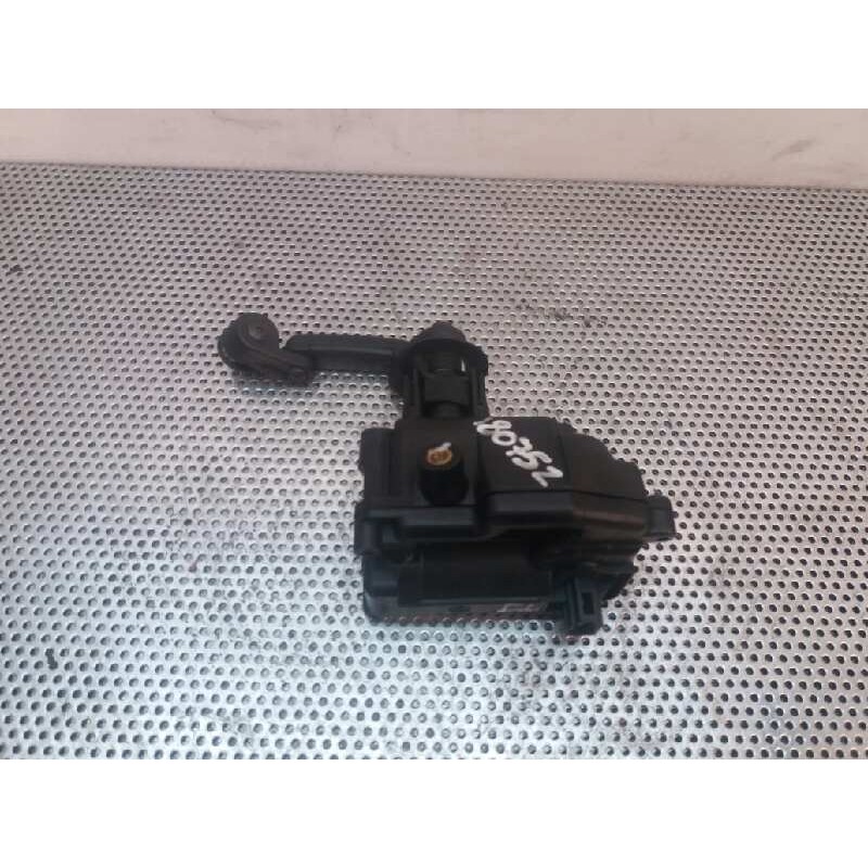 Recambio de elevalunas trasero izquierdo para renault megane i coach/coupe (da0) 1.6 referencia OEM IAM - Amarillo 3
