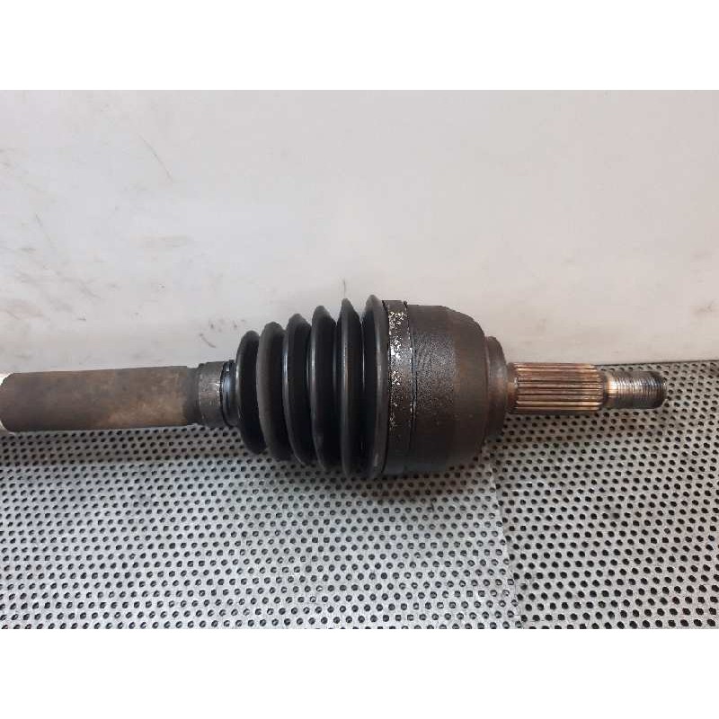 Recambio de transmision delantera izquierda para renault megane ii classic berlina confort expression referencia OEM IAM 8200330 4
