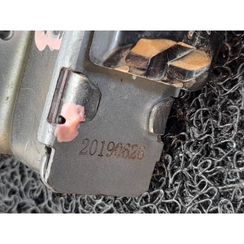 Recambio de retenedor puerta trasera derecha para mazda cx-30 selection 2wd referencia OEM IAM 20190626 2