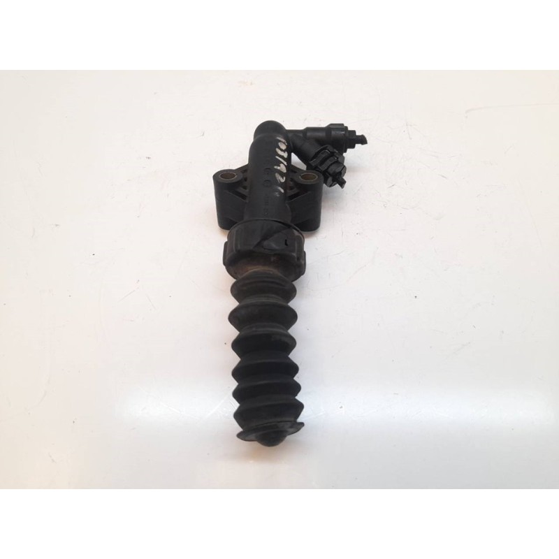 Recambio de bombin embrague para citroën c2 1.4 hdi referencia OEM IAM PA66GF35 - Rojo 2