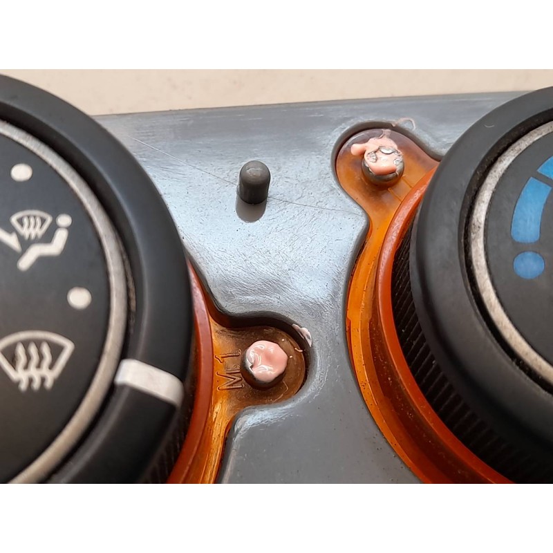 Recambio de mando calefaccion / aire acondicionado para kia carens (un) emotion referencia OEM IAM - Negro 6