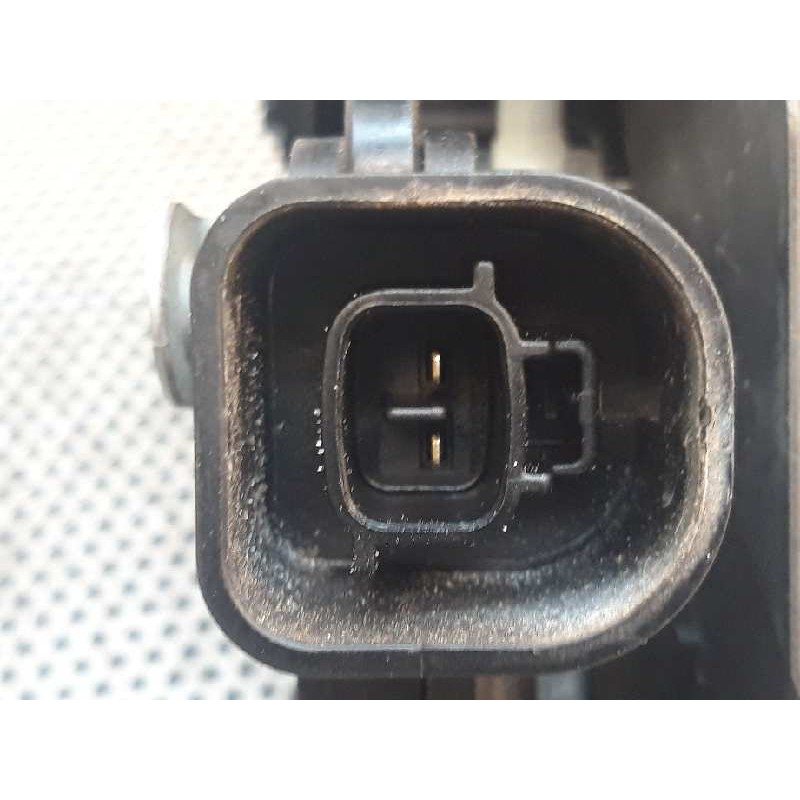 Recambio de cerradura puerta trasera izquierda para toyota rav 4 (a2) 1.8 luna (2003) referencia OEM IAM - Negro 2