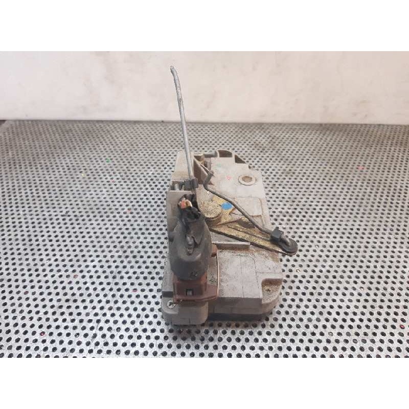 Recambio de cerradura puerta trasera derecha para peugeot 406 berlina (s1/s2) referencia OEM IAM  85545 3