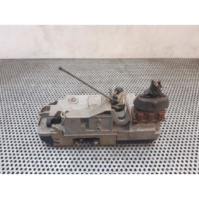 Recambio de cerradura puerta trasera derecha para peugeot 406 berlina (s1/s2) referencia OEM IAM  85545 4