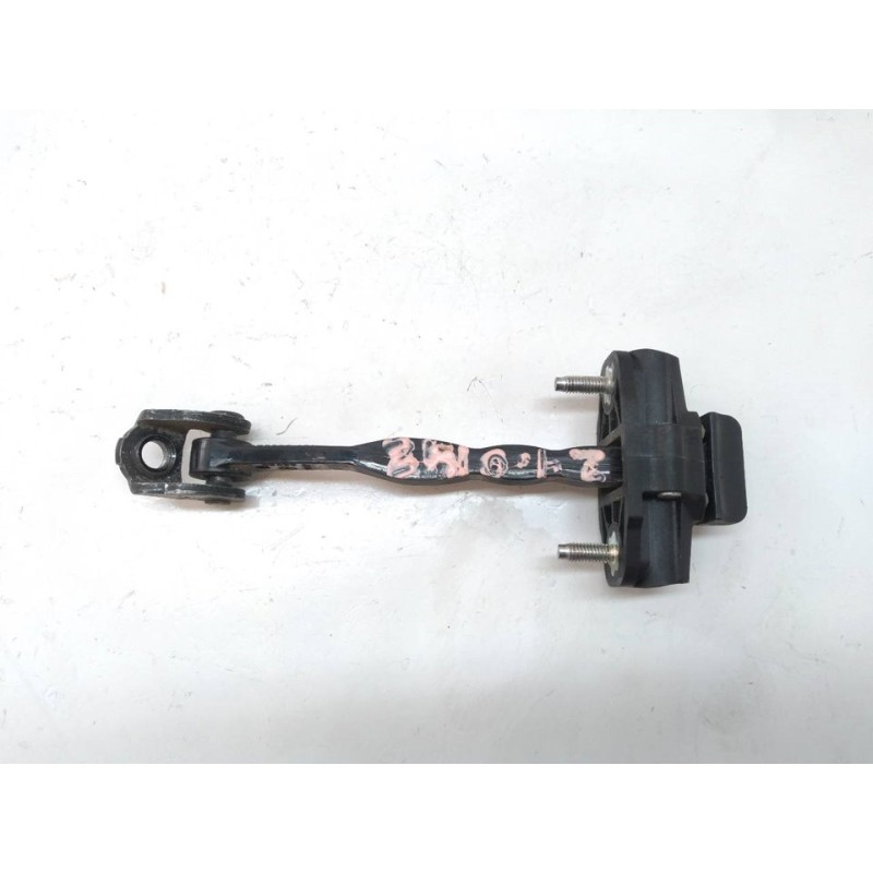 Recambio de retenedor puerta delantera izquierda para ford focus turn. (cb8) trend referencia OEM IAM BM51A23500AA  