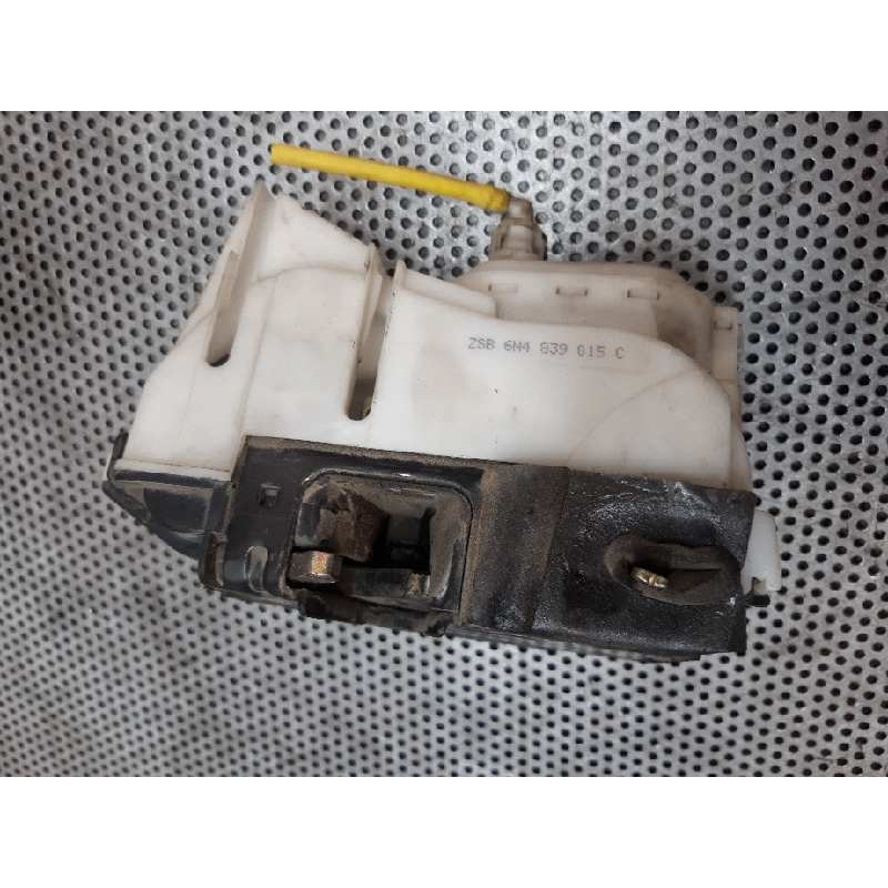 Recambio de cerradura puerta trasera izquierda para volkswagen polo berlina (6n2) trendline referencia OEM IAM 6N4839015T  