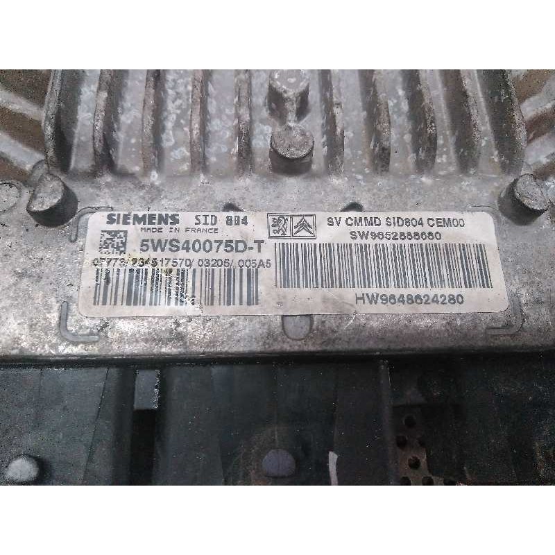 Recambio de centralita motor uce para citroën c2 1.4 hdi referencia OEM IAM SW9652888680 5WS40075DT - Rojo 2