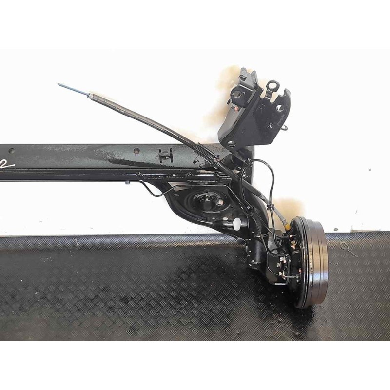 Recambio de puente trasero para renault clio iii confort dynamique referencia OEM IAM 4