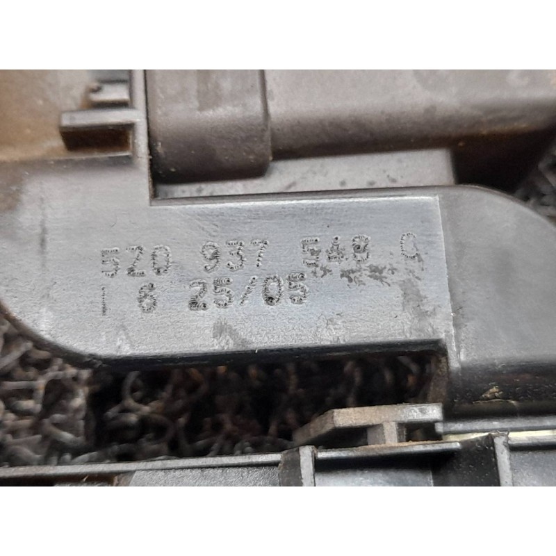Recambio de caja reles / fusibles para volkswagen fox (5z1) básico referencia OEM IAM 5Z0937548C - Rojo 4
