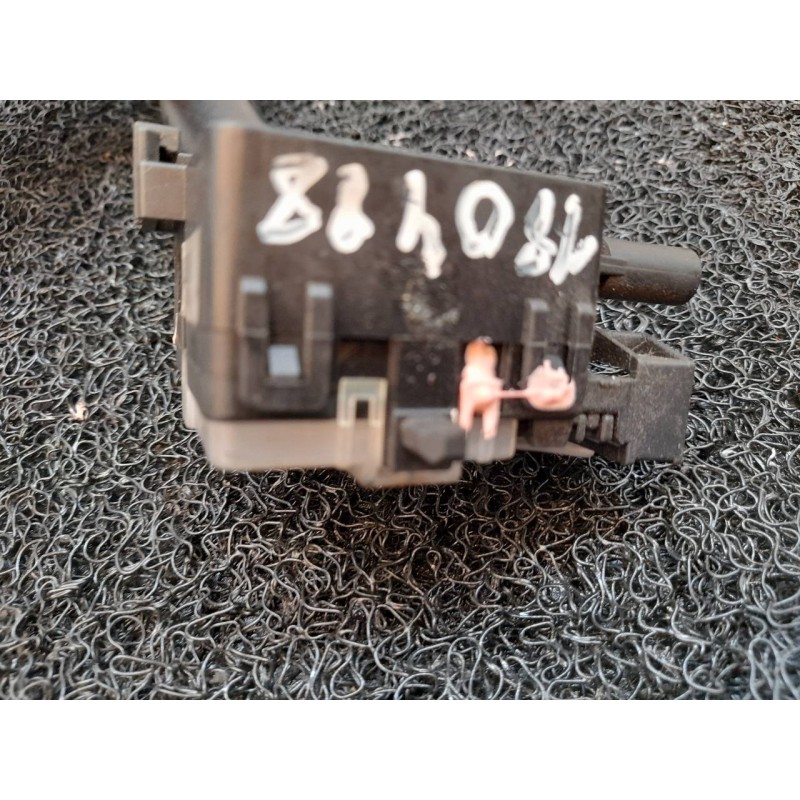 Recambio de mando limpia para kia carens (un) emotion referencia OEM IAM 202004726 - Negro 3