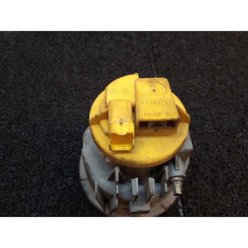 Recambio de faro antiniebla derecho para peugeot 1007 dolce referencia OEM IAM 9648947780 2