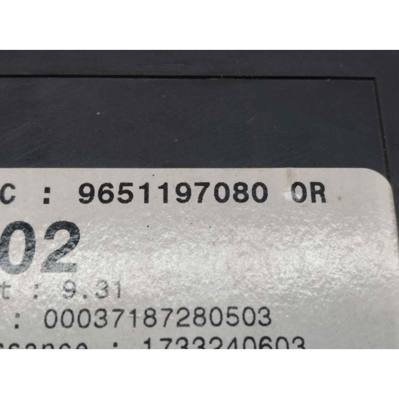Recambio de caja reles / fusibles para peugeot 307 (s1) xr clim referencia OEM IAM 9651197780 5