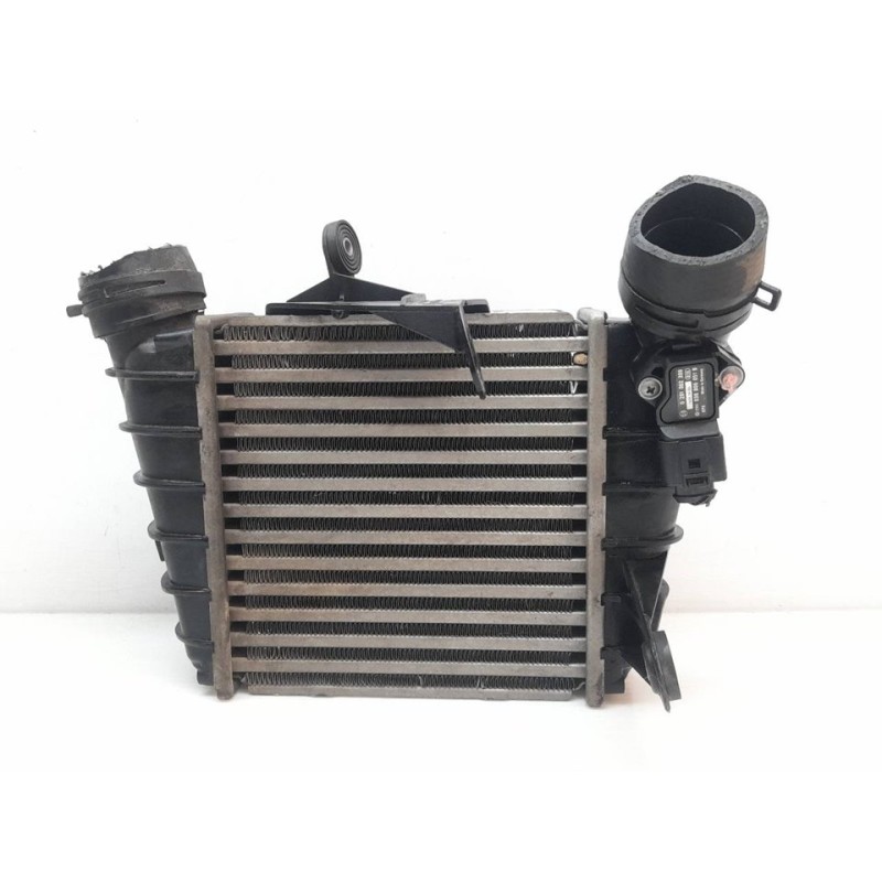 Recambio de intercooler para volkswagen fox (5z1) básico referencia OEM IAM 6Q0146804A 0281002399 VALEO