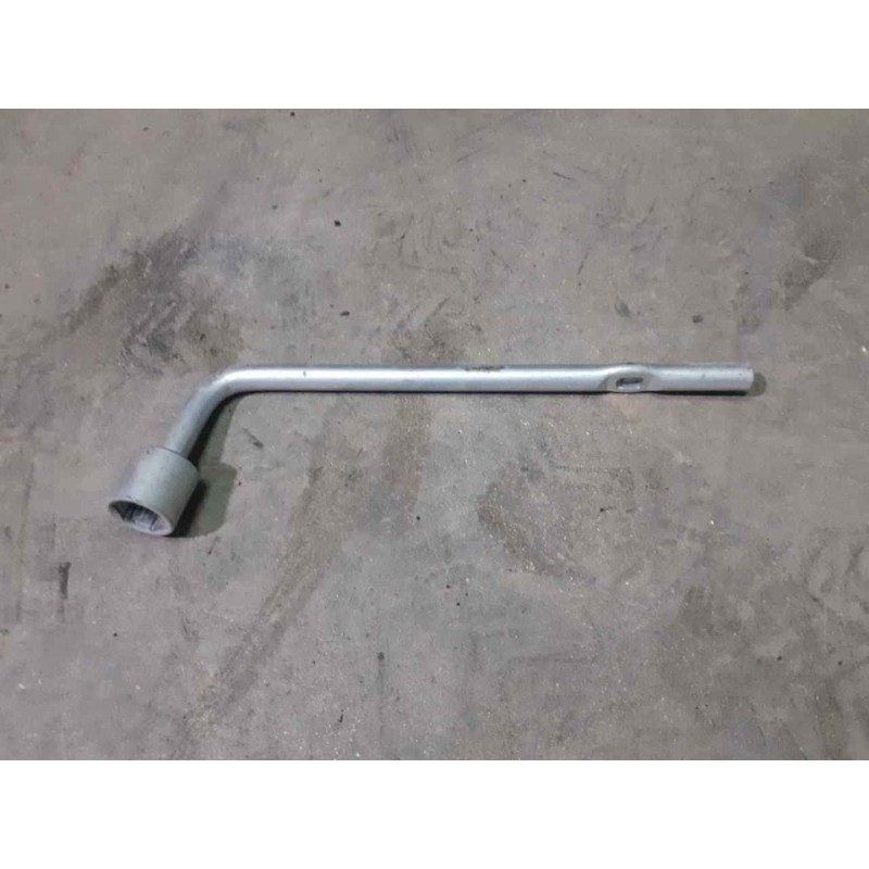 Recambio de llave rueda para mitsubishi asx (ga0w) challenge 2wd referencia OEM IAM   