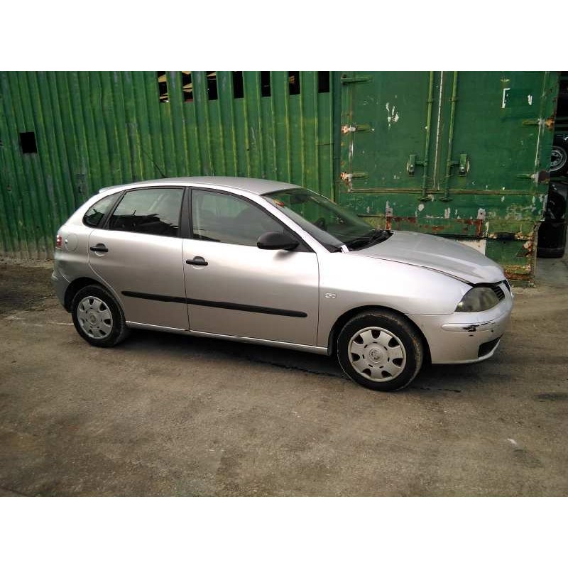 seat ibiza (6l1) del año 2003