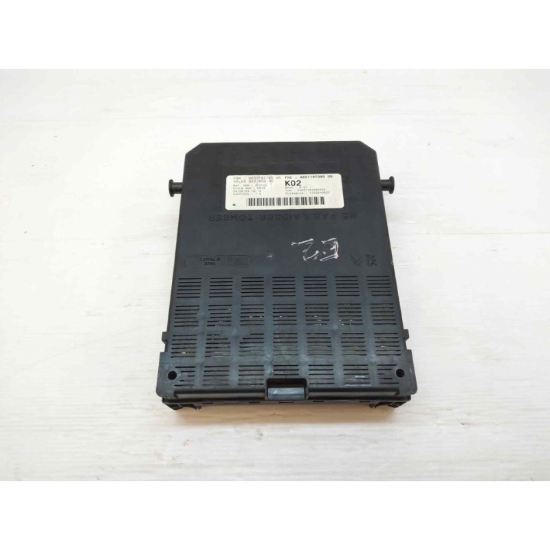 Recambio de caja reles / fusibles para peugeot 307 (s1) xr clim referencia OEM IAM 9651197780 6