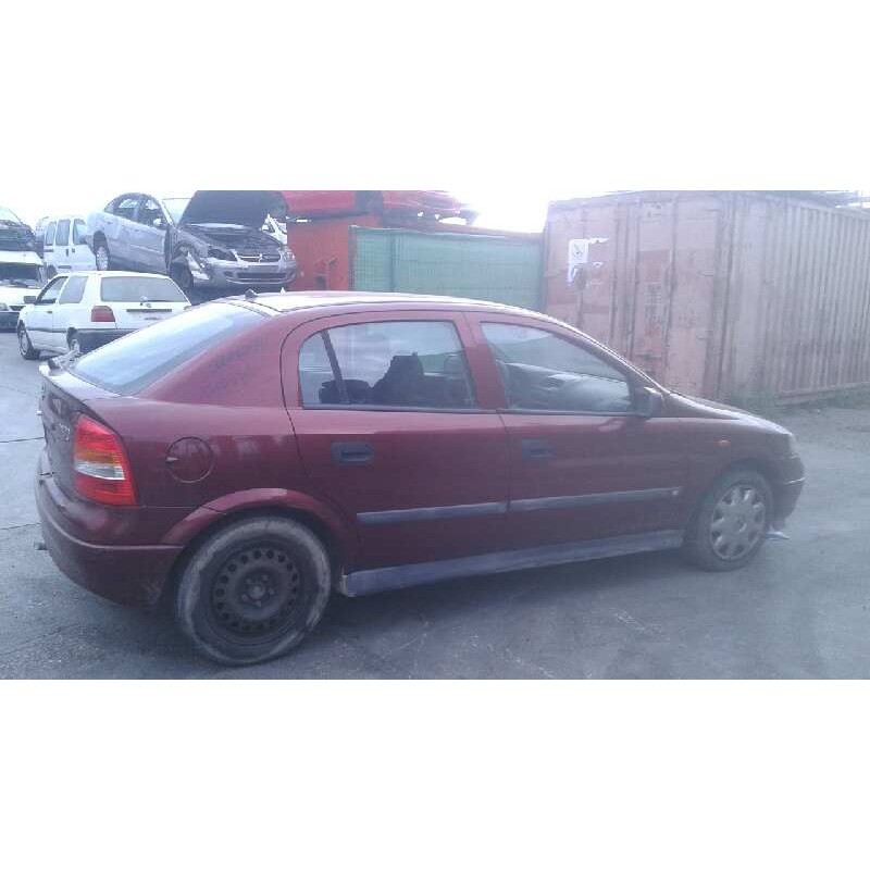 opel astra g berlina del año 1998