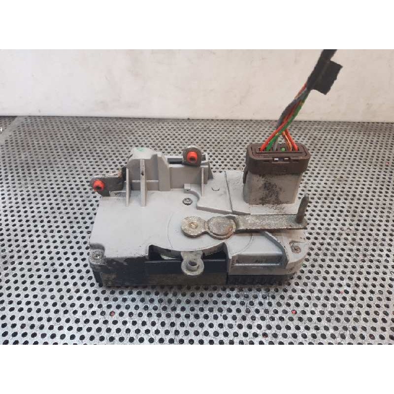Recambio de cerradura puerta delantera izquierda para peugeot 806 sr referencia OEM IAM   