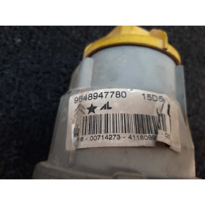 Recambio de faro antiniebla izquierdo para peugeot 1007 dolce referencia OEM IAM 9648947780 3