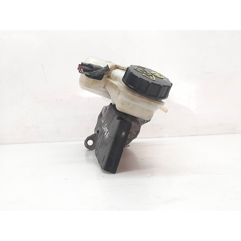 Recambio de bomba freno para ford focus lim. trend referencia OEM IAM DV612140R - Blanco 2