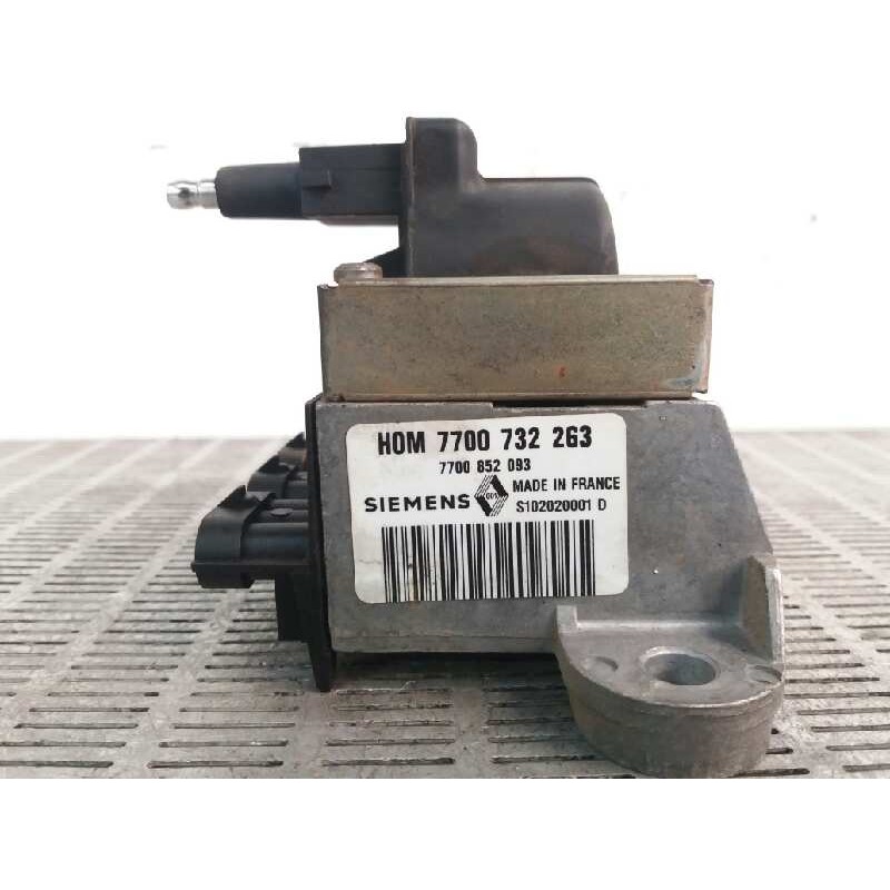 Recambio de bobina encendido para renault clio i fase i+ii (b/c57) 1.2 referencia OEM IAM 7700732263 7700852093 - Negro 2