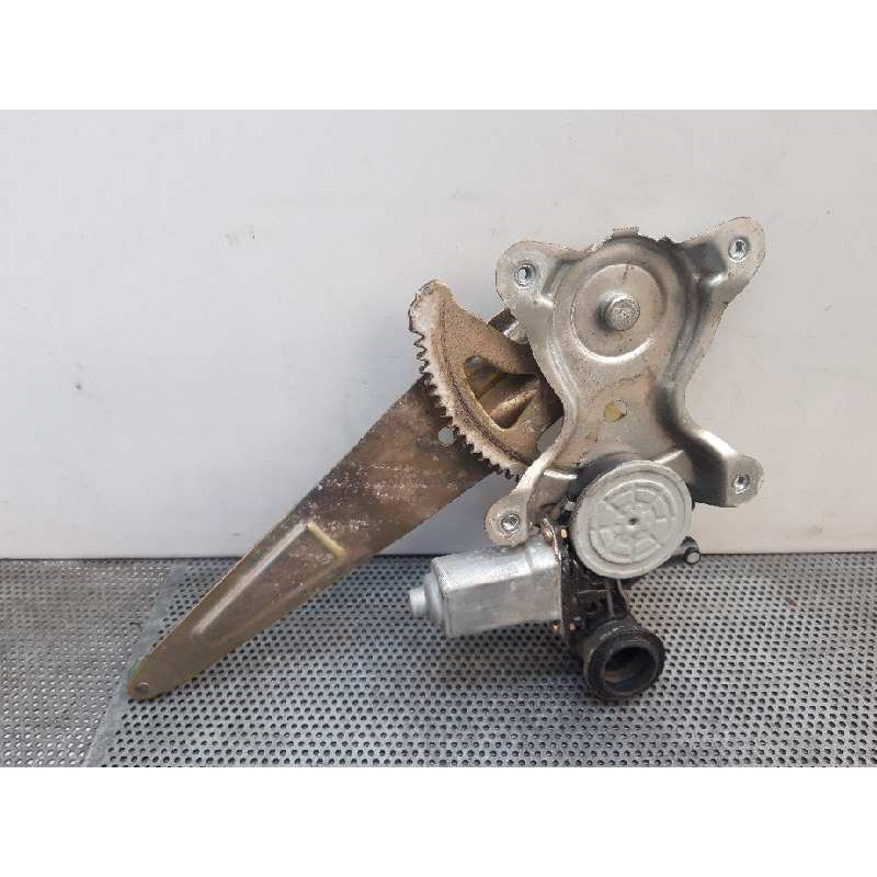 Recambio de elevalunas trasero izquierdo para toyota rav 4 (a2) 1.8 luna (2003) referencia OEM IAM - Negro 3