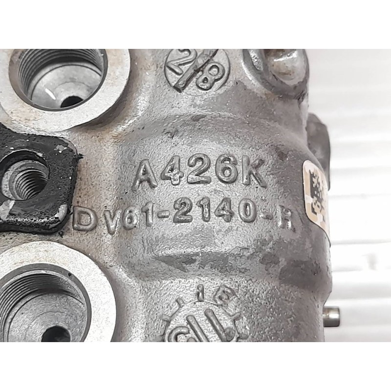 Recambio de bomba freno para ford focus lim. trend referencia OEM IAM DV612140R - Blanco 4