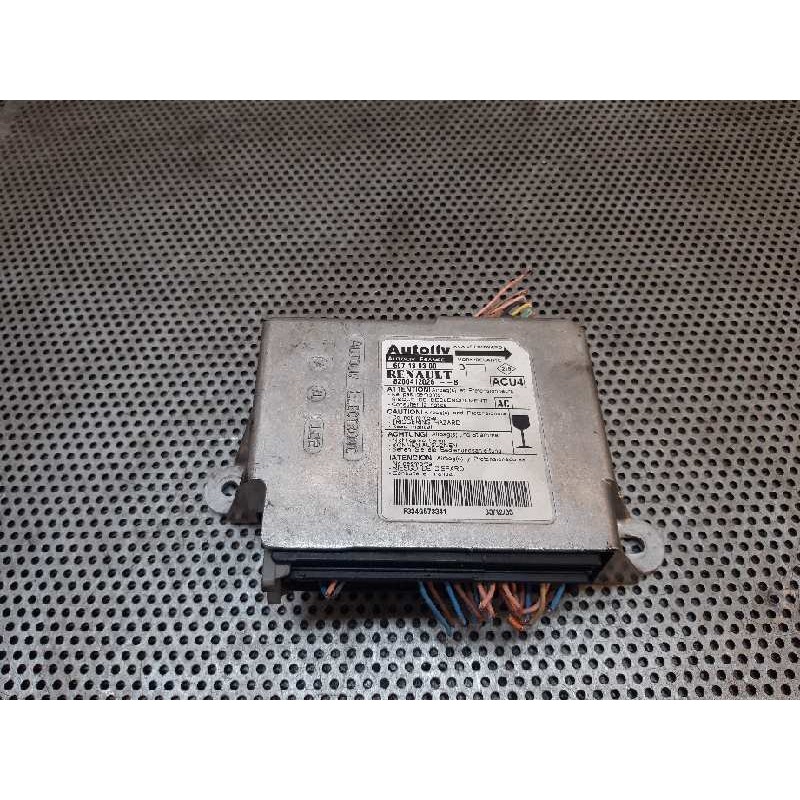 Recambio de centralita airbag para renault megane ii classic berlina confort expression referencia OEM IAM 607139300 8200412026B