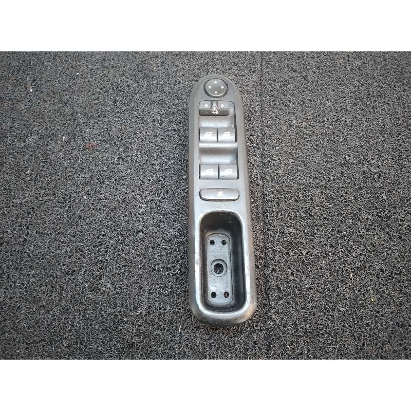 Recambio de mando elevalunas delantero izquierdo para peugeot 407 sw st sport pack referencia OEM IAM 96468704XT  