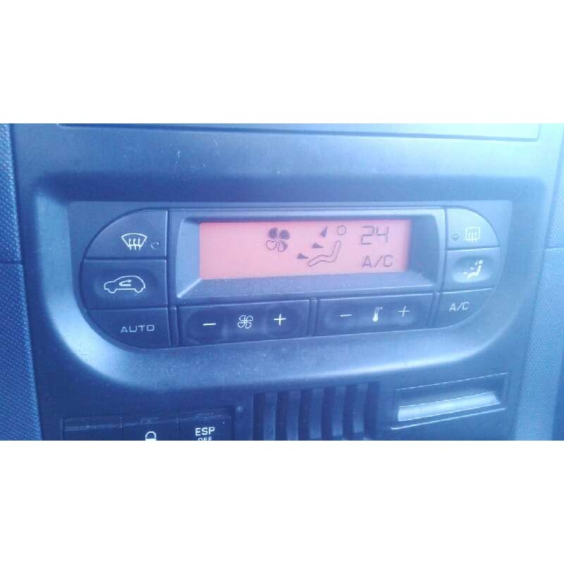 Recambio de mando climatizador para peugeot 1007 dolce referencia OEM IAM 96530443XT 2