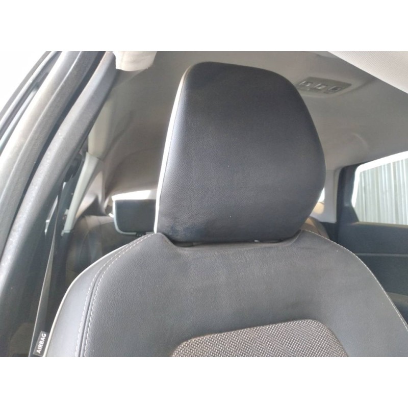 Recambio de asiento delantero derecho para renault captur ii e-tech engineered referencia OEM IAM - Gris 2