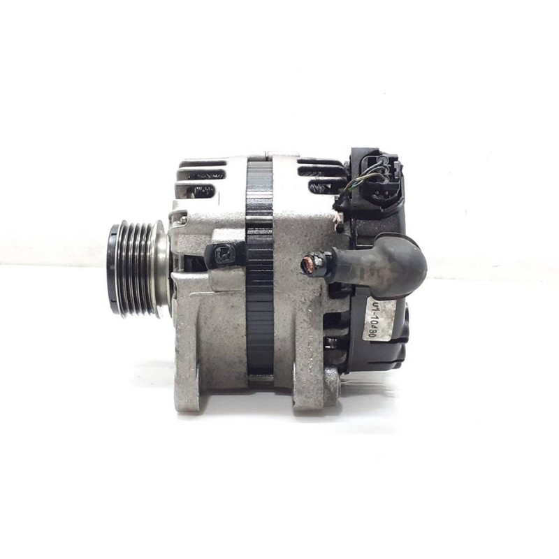 Recambio de alternador para kia sportage drive 4x2 referencia OEM IAM P0738463  VALEO