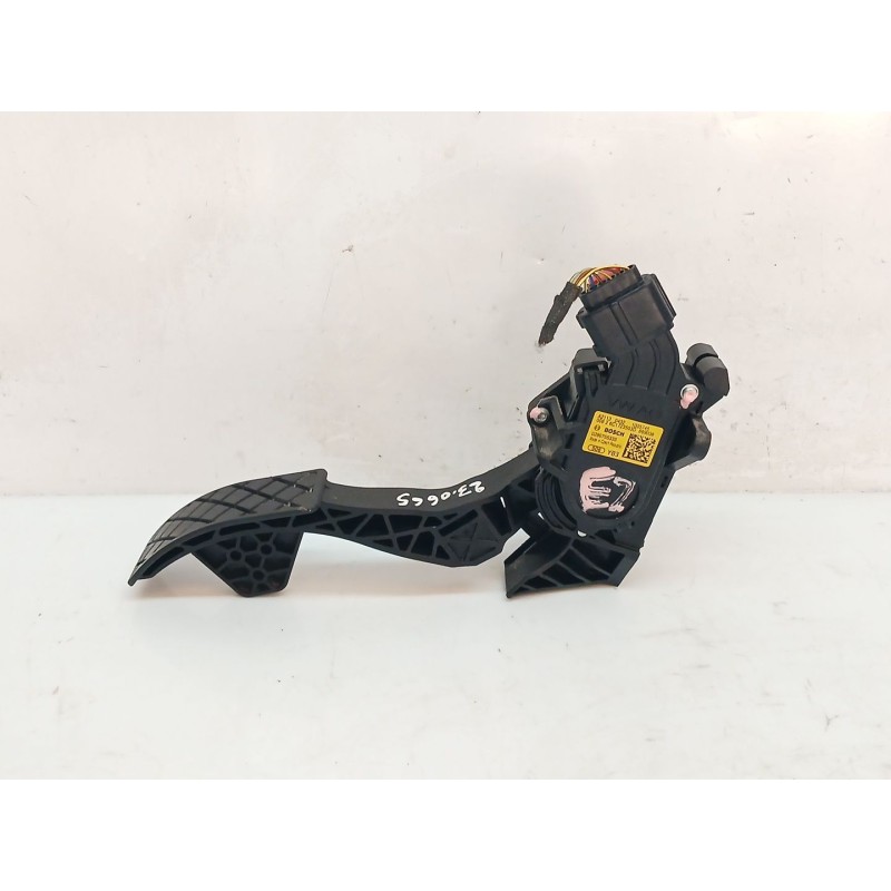 Recambio de potenciometro pedal para skoda fabia ambition plus referencia OEM IAM A21130432 6C1723503D - Blanco 5