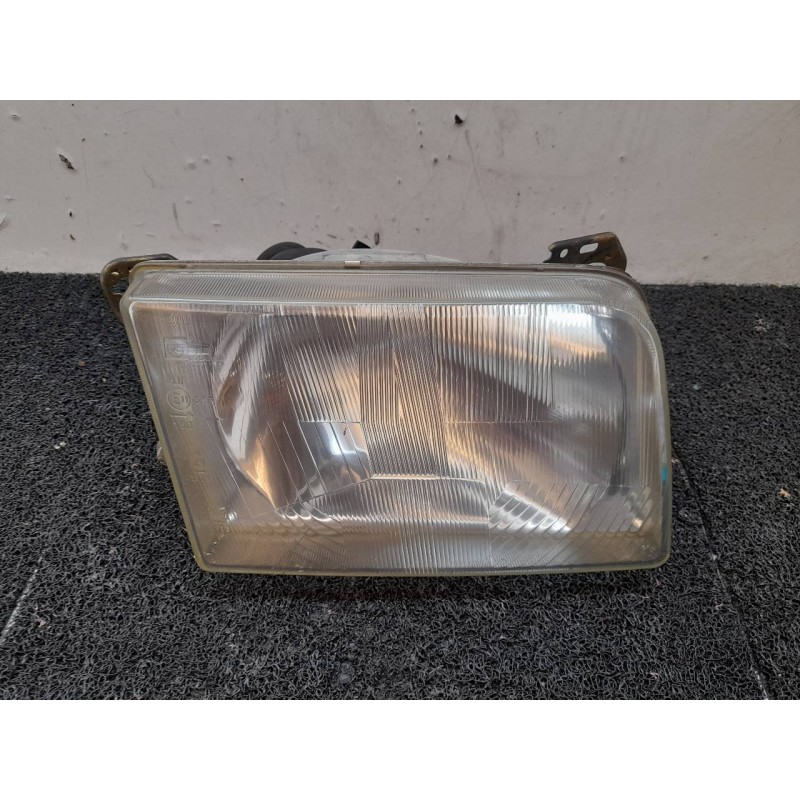Recambio de faro derecho para ford transit, combi/bus 86/92 combi ft 100 referencia OEM IAM 86VB13K005B2E  VALEO