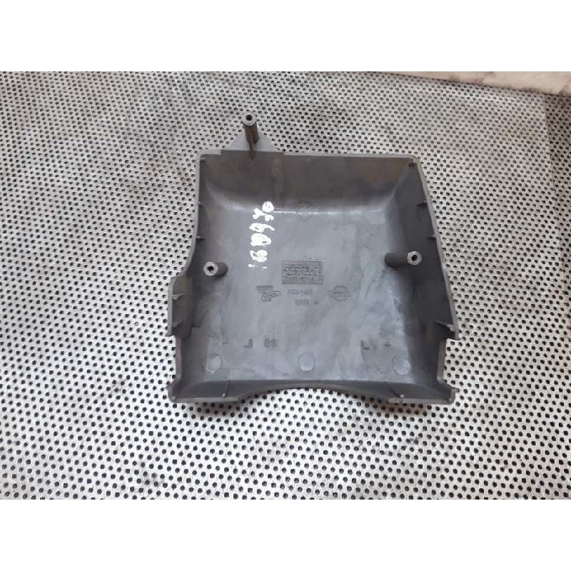 Recambio de tapa volante inferior para nissan cabstar 01.04  cabina doble cabina doble referencia OEM IAM - Blanco 3
