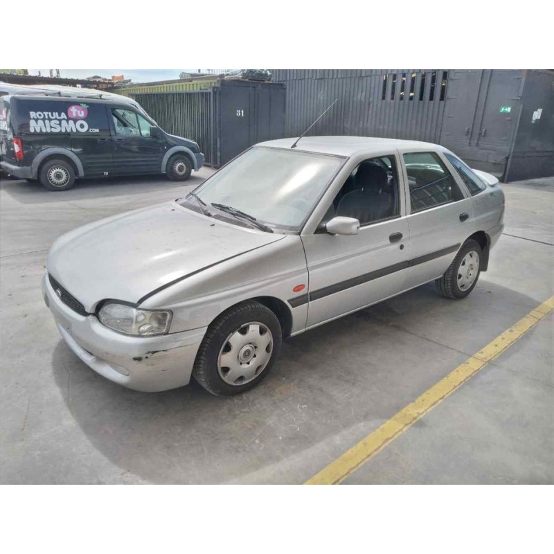 ford escort berl./turnier del año 1999
