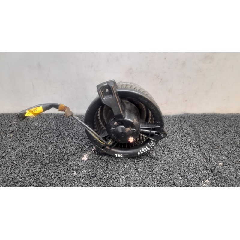 Recambio de motor calefaccion para toyota prius (nhw20) sol referencia OEM IAM 1940001390 - Blanco 3