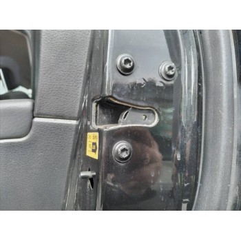 CERRADURA PUERTA TRASERA DERECHA 