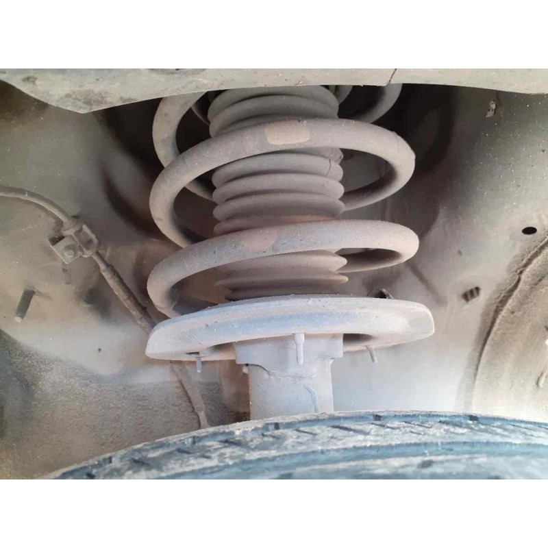 Recambio de amortiguador delantero derecho para kia sportage drive 4x2 referencia OEM IAM